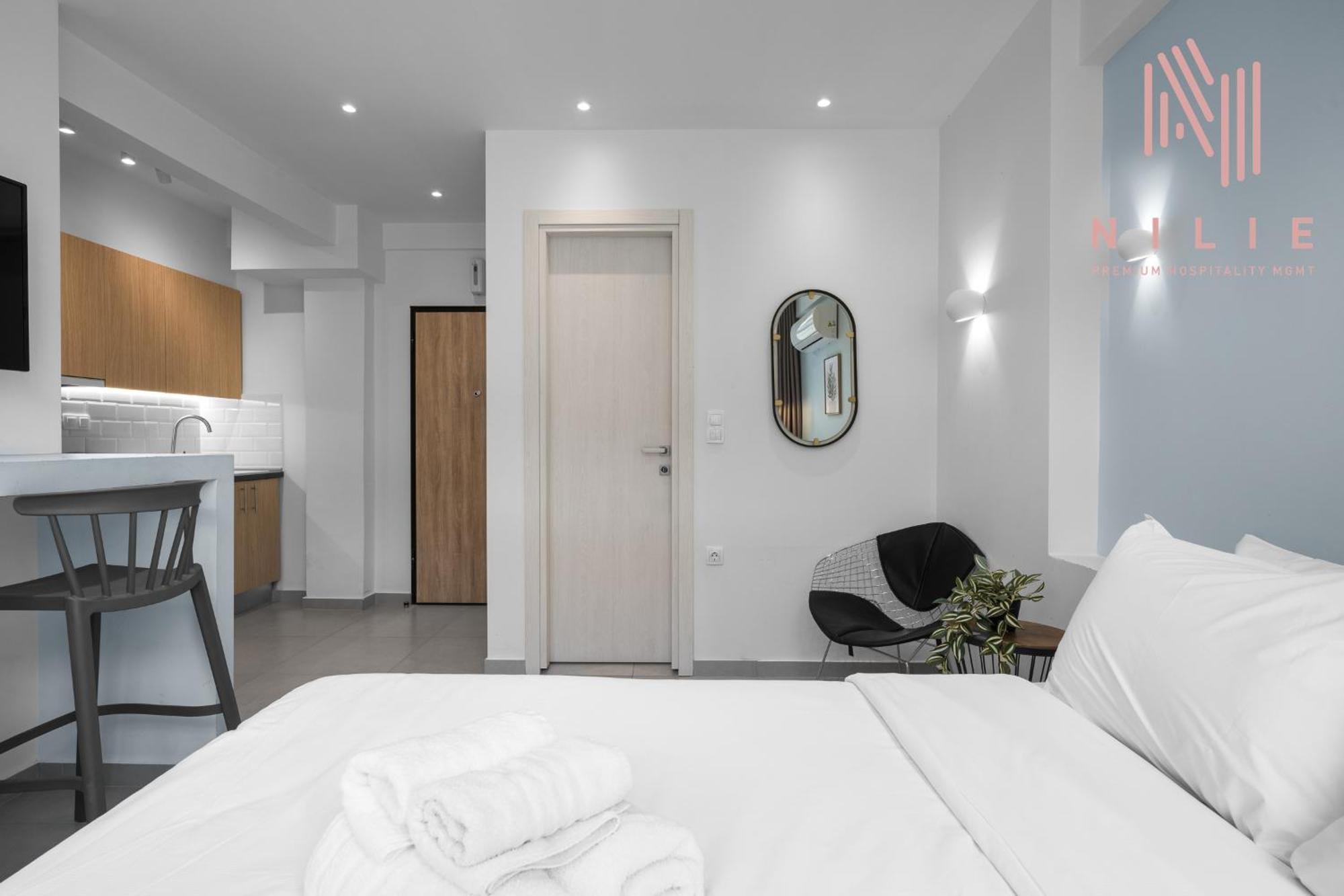Yellow Door, Nilie Hospitality Mgmt Apartment เทสซาโลนิกิ ภายนอก รูปภาพ